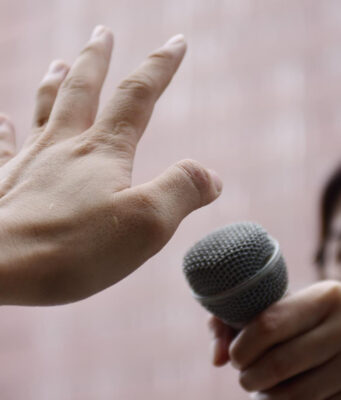 La Agrupación de Periodistas de UGT denuncia el acoso de VOX contra periodistas de RTVE acoso de VOX